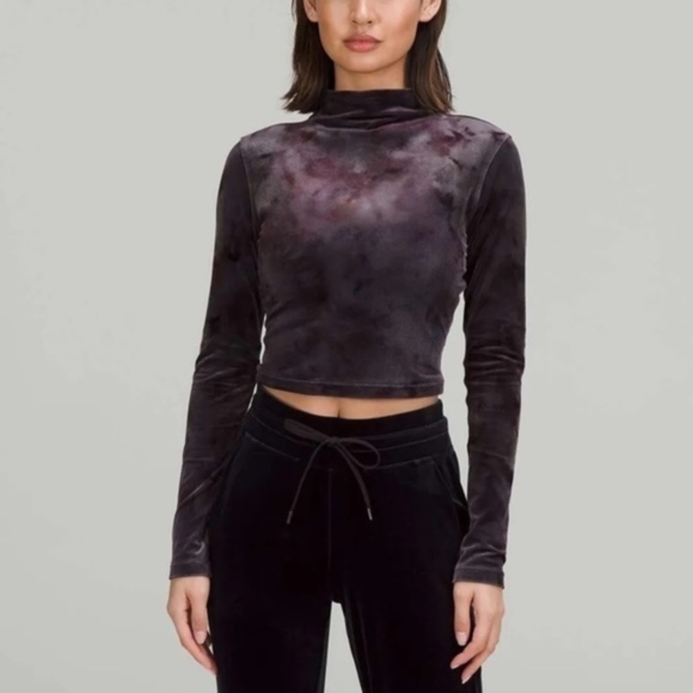 Lululemon Athletica Black Crushed Velvet Crop Top